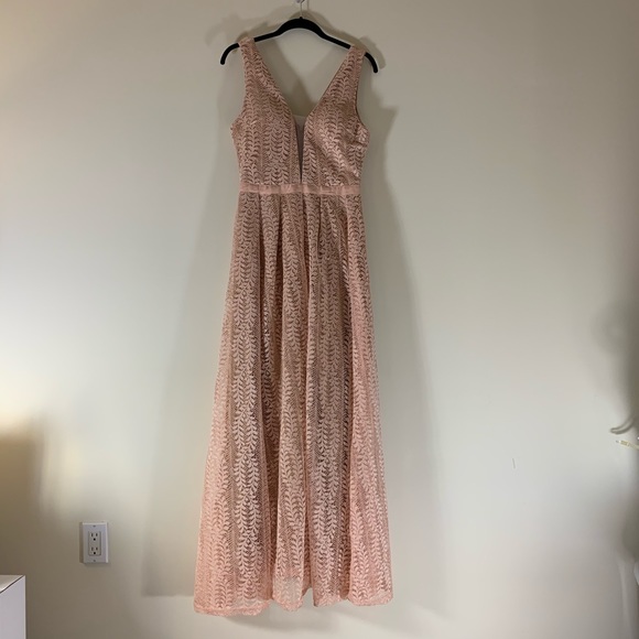 LUCY WANG LACE DEEP V NECK MAXI DRESS - Picture 2 of 8